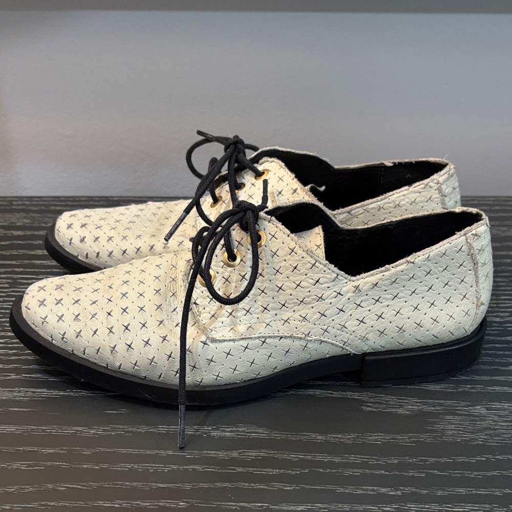 Miista Women’s Cream Lace-Up Shoes